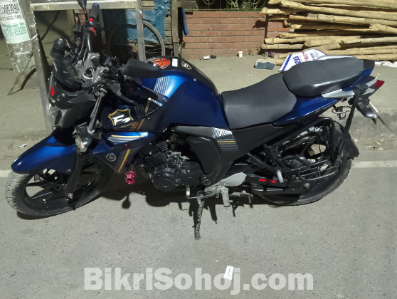 YAMAHA FZS V2